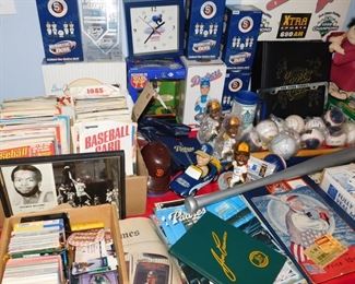 Lots Padres and Baseball memoribilla and sports trading cards