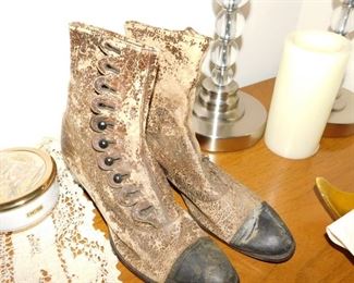 Antique ladies shoes