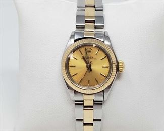 501: Rolex Wrist Watch Authenticated
Model 6719 Serial Number 6105267 Year 1979 Movement 2030
Measures approx 27mm