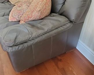 https://www.grasons.com/wp-content/uploads/2019/10/20191007-125944-648679-M8J6LMyV.jpg