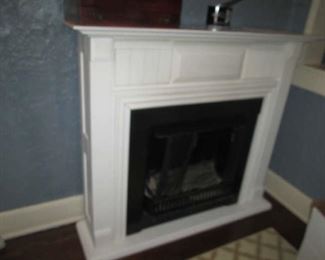 FIREPLACE/HEATER UNIT