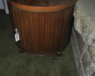 tambour table