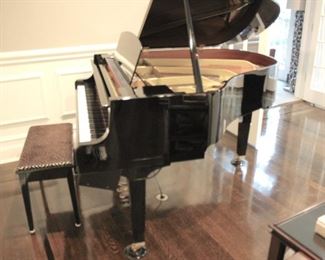 Yamaha GH1 Black Baby Grand Piano with Player