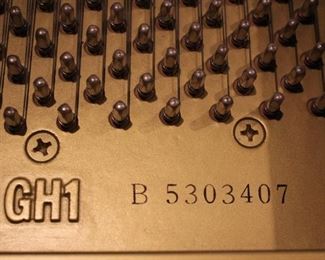 Yamaha GH1 Black Baby Grand Piano with Player 