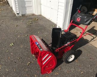 Troy Bilt Snow Blower