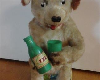 Vintage Yonezawa tin mechanical dog bartender 