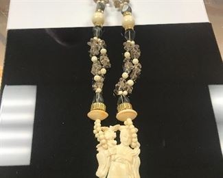 Gorgeous oriental necklace