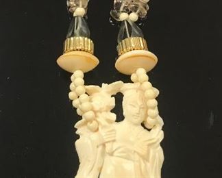 Gorgeous oriental necklace