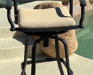 4 Patio Counter Height Swivel Stools/Chairs	45x24x21 seat height: 31in	HxWxD