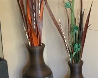 Lg Decor Vase	 	
Sm Decor Vase