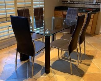 Contemporary Glass & Leather Dining Room Table w/ 6 Chairs	30x35x60in	HxWxD