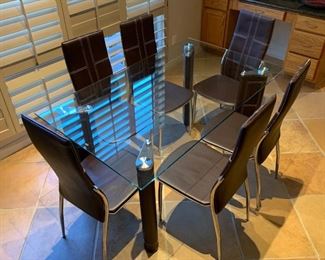 Contemporary Glass & Leather Dining Room Table w/ 6 Chairs	30x35x60in	HxWxD