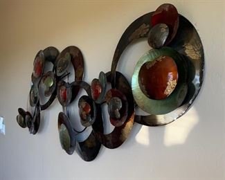Huge Metal Circular Abstract Wall Art	30x66x5in	HxWxD