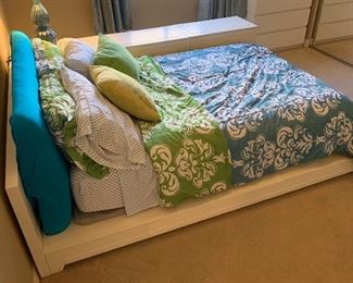 Full Size Kids Platform Bed	35x75x87in	HxWxD
