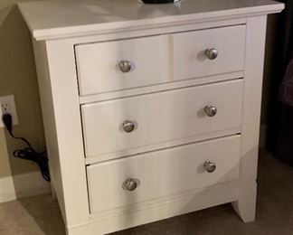 Folio 21 Nightstand	27.5x26x17in	HxWxD
