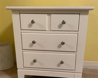 Folio 21 Nightstand	27.5x26x17in	HxWxD
