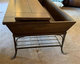 Rustic Iron & Wood Coffee Table	18x28x52in	HxWxD