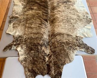 Light Brindle Cowhide Rug	91x62in	