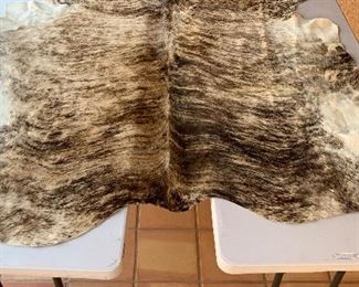Light Brindle Cowhide Rug	91x62in	