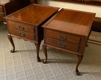 Pennsylvania House Queen Anne Side Table #1	22x19.5x27.5in	HxWxD
Pennsylvania House Queen Anne Side Table #2	22x19.5x27.5in	HxWxD