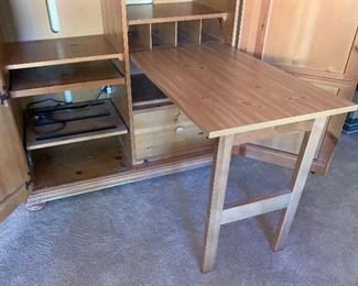 Whitewash Pine Hide-a-Desk/Cabinet	73x38x23in	HxWxD