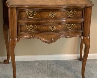 Weiman Burl Wood Chest	30x35x20in	HxWxD