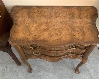 Weiman Burl Wood Chest	30x35x20in	HxWxD