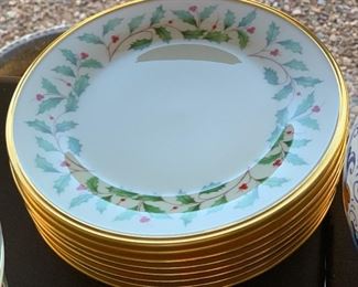8pc Lenox Dimension Collection Holiday Plates	