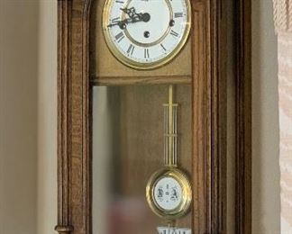 Howard Miller 5017 Wall Clock	