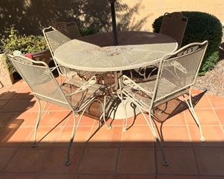 Woodard Briarwood Patio Set	