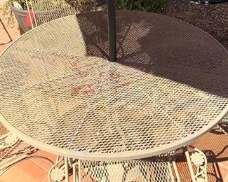 Woodard Briarwood Patio Set	