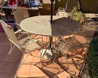 Woodard Briarwood Patio Set	