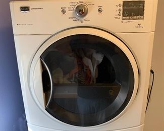 MAYTAG 2000 Series 27in 3.5cuft Front Load Washer MHWE201YW00	36x27x31in	HxWxD