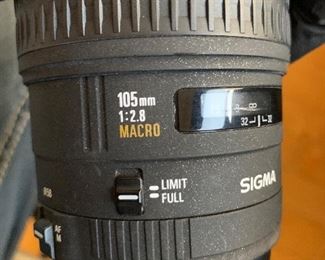 Sigma EX 105mm 2.8 macro Lens for Canon	 	
