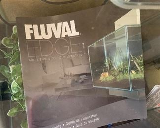 FluVal Edge 6 Gallon Rimless Aquarium	 	
