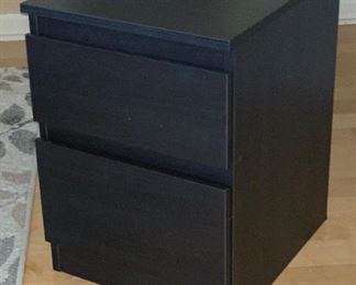 2-Drawer Contemporary Nightstand	19.5x14x15.5in	HxWxD
