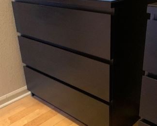 3-Drawer Contemporary Dresser Black #1	30.5x32x.19in	HxWxD
