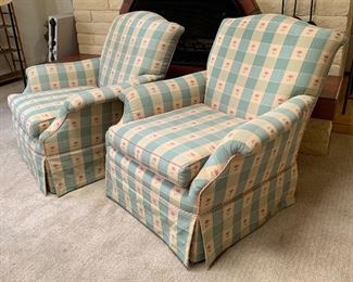 Country Plaid Floral Armchair #1 33x35x35in
Country Plaid Floral Armchair #2 33x35x35in