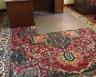 Area rug in office good condition