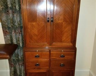 Art Deco 1930's vintage doctor medical cabinet, signed W. D. Allison of Indianapolis, IN. Would be great as a bathroom cabinet or bar cabinet! Mahogany with diamond matched panels.