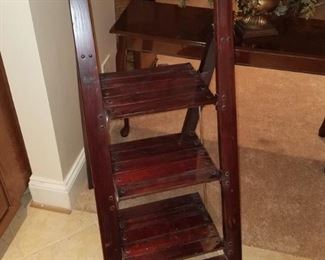 Wood ladder