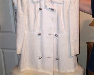Gorgeous vintage 2 piece dress/coat ensamble with fur