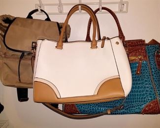 Young women's purses