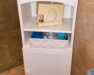 Bathroom cabinet