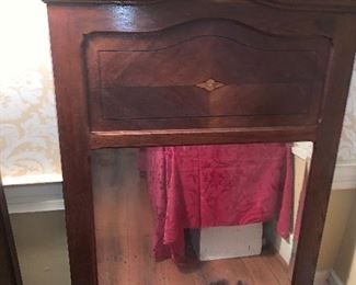 Inlay mirror with beveled glass