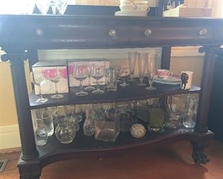 Mahogany veneer server