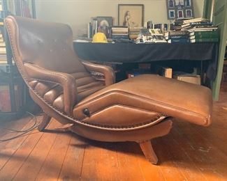 vintage leather recliner/zero gravity chair