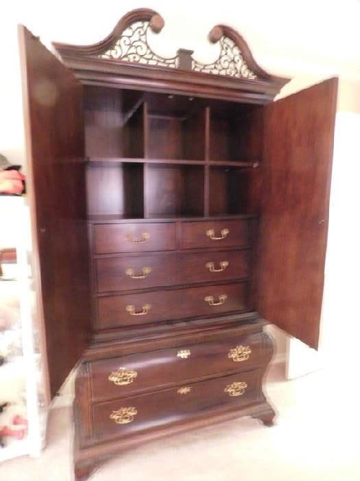 Estate Tag Sale in Tupelo, MS starts on 10/26/2019
