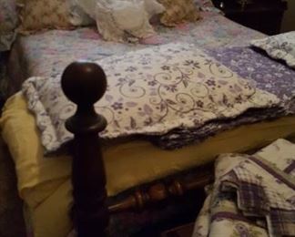 Nice quilts w/shams and full size bed