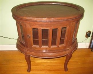 tray top display table